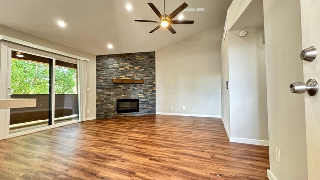 Photo - Southwest (Irvington and Midvale Pk) top f...