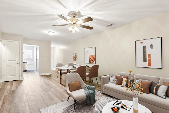 Photo - Pooler Station