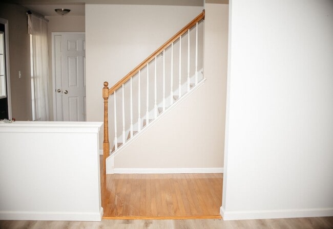 Photo - 20 Limestone Ln