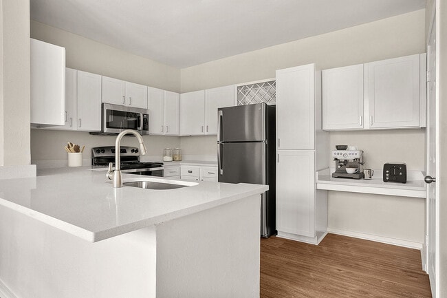 Building Photo - The Veranda at Centerfield