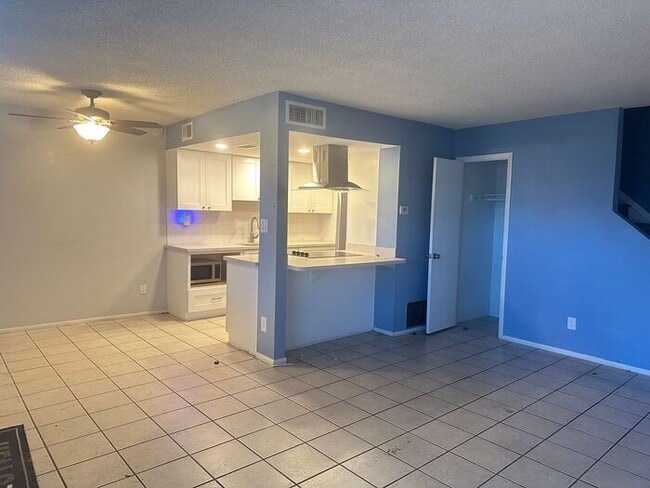 Photo - 4264 N 82nd St