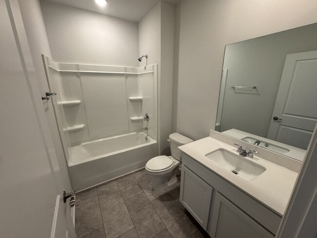 Photo - 710 Samuel Lee Ln