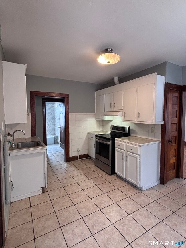 Building Photo - 448 Hillside Ave Unit 3