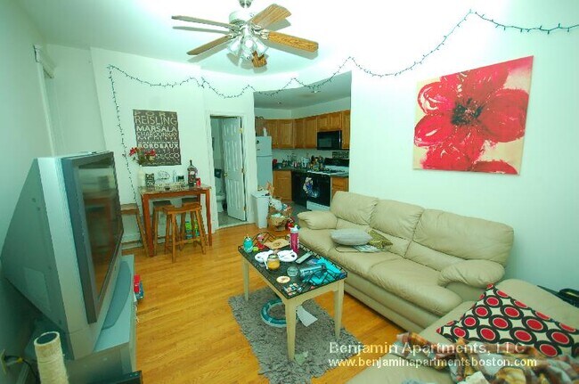 Photo - 1254 Commonwealth Ave Unidad 19