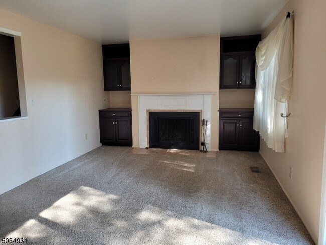 Photo - 133 Carriage Ln