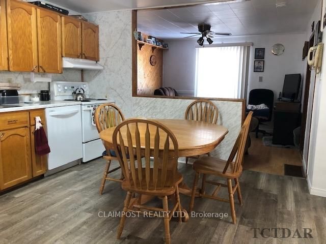 Photo - Spacious 3 Bed / 1 Bath House| $2249/month - Parking Included