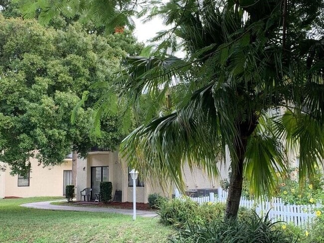 Photo - 2050 Oleander Blvd Unit 11-101