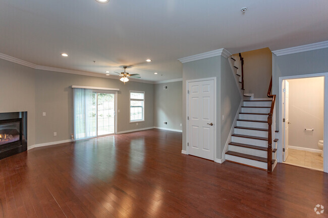 Interior Photo - Fairfield Townhouses At Ridge