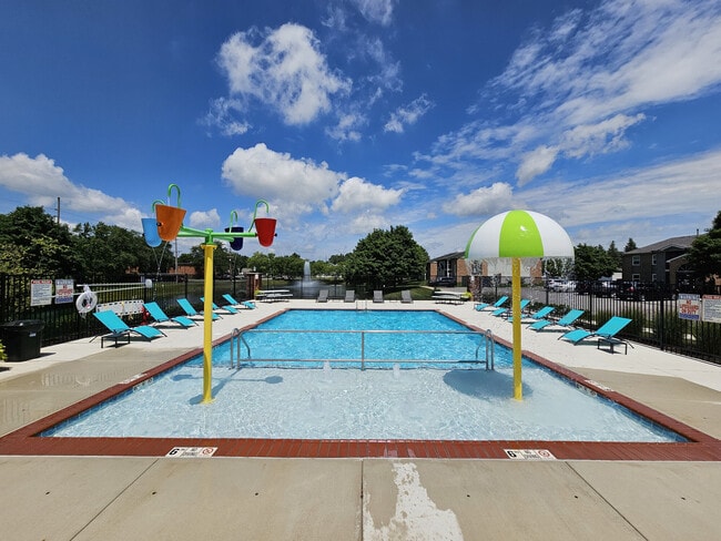 Photo - Windridge Village Apartments