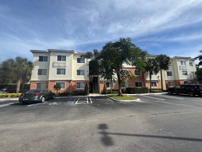 Photo - 9849 Baywinds Blvd Unit 8204