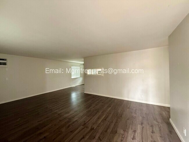 Photo - 4250 Tenth Street, Unit 4250 Unit 4250