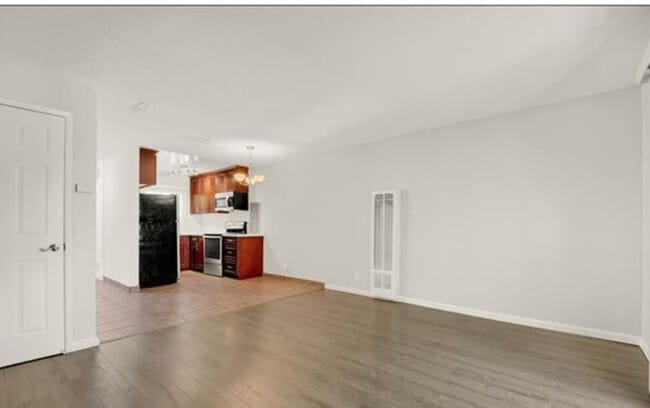 3501 Lafayette Street - Bentley Square