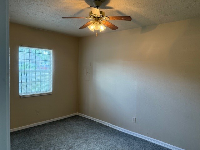Photo - 6621 Conley St