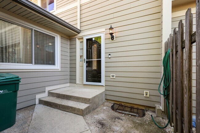 Photo - 409 Mallard Dr