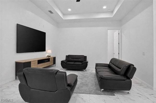 Photo - 2513 69th St W