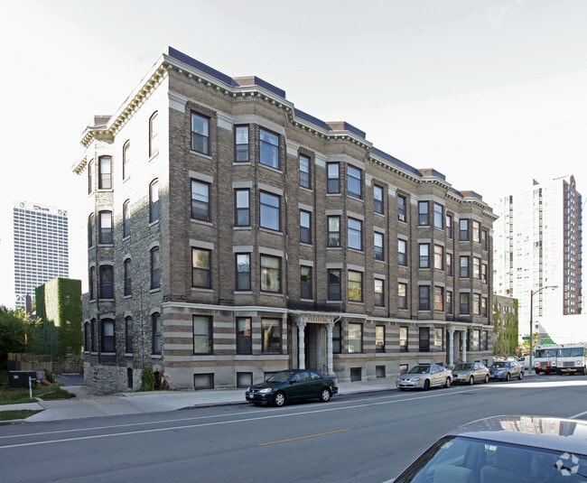 Photo - Pasadena Apartments
