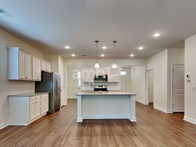 Photo - 287 Bering Ln