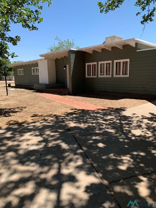 Photo - 2319 Axtell St