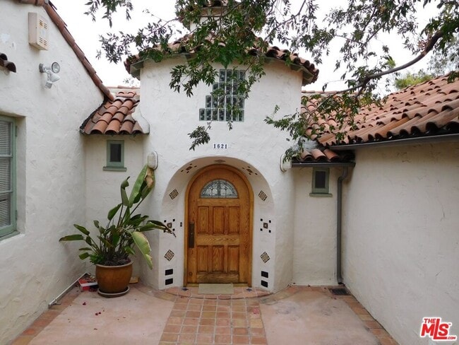 Photo - 1621 Silverwood Terrace