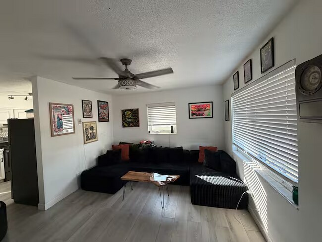 Photo - 5758 20th Ave N