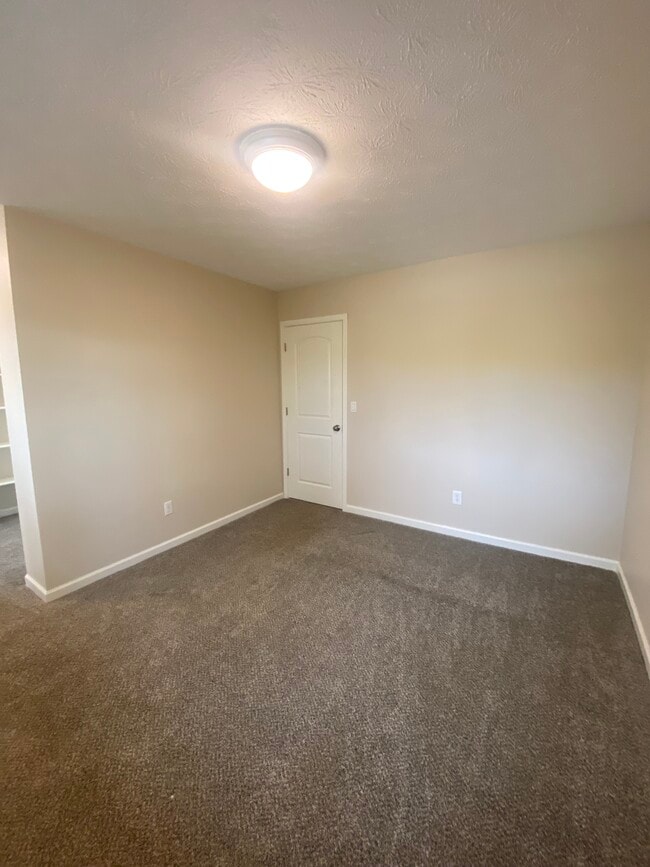 Photo - 10040 Gebhart Dr