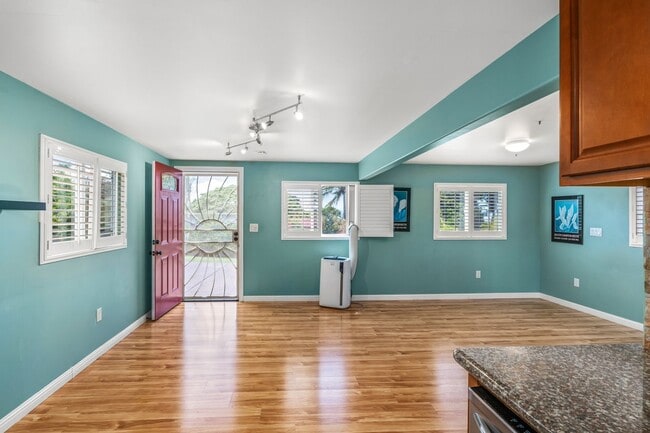 Photo - 312 Hiolani St