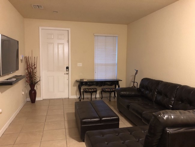 Photo - 17087 Southwest 93rd Street