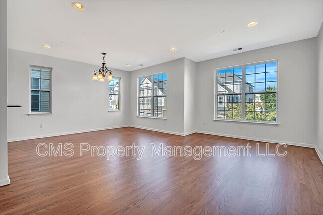 Photo - 16 Patriots Path