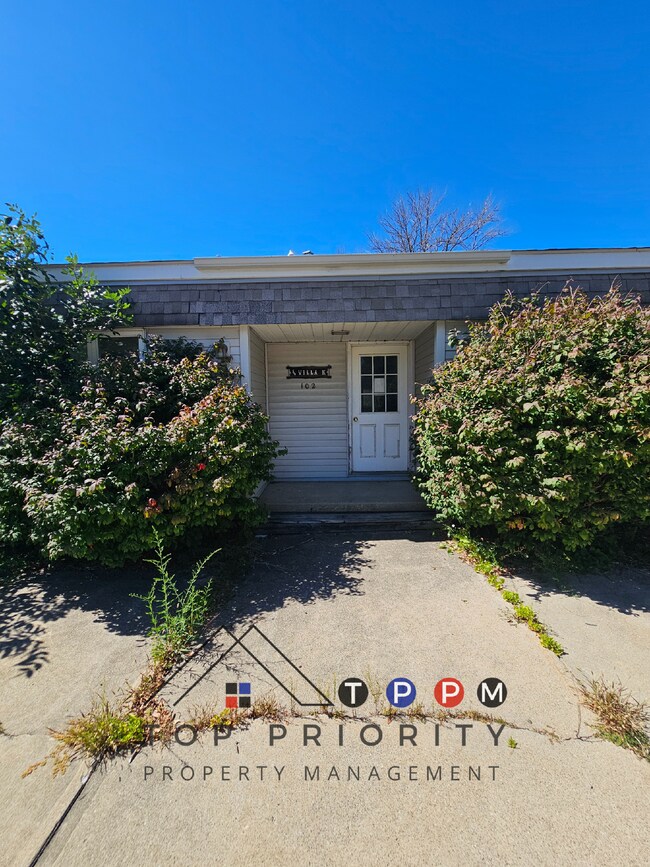 1 Bedroom 1 Bathroom Apartment Unit in Charles Cit... Unit 4