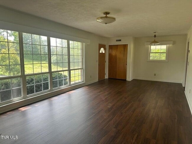 3610 Warrensburg Rd