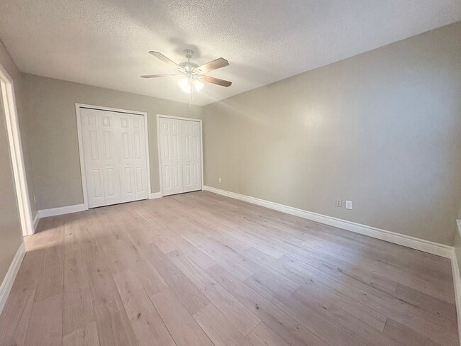 Photo - ~ Beautiful 3B/2.5B Lake Mary Home ~ Carpe...