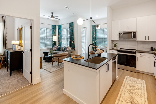 The Margot - The Margot Rental