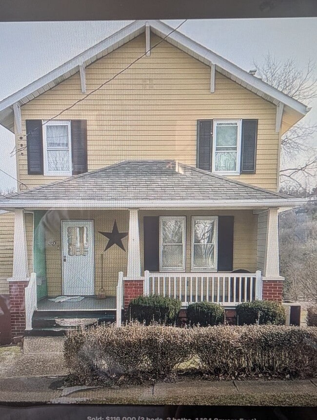 Building Photo - ***Great House with Garage***Perfect Location*** All new!!