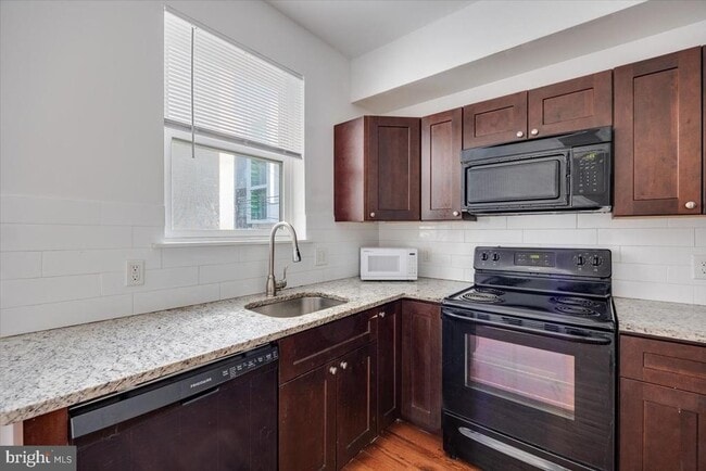 Photo - 1322 N 15th St
