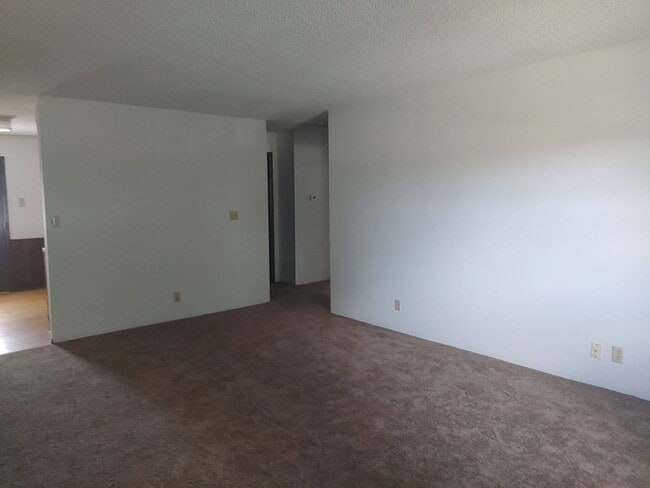 522 Boxwood Dr Unit 4