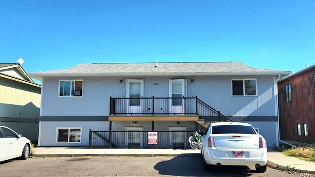 Photo - 2322 Dearborn Ave Unit 2