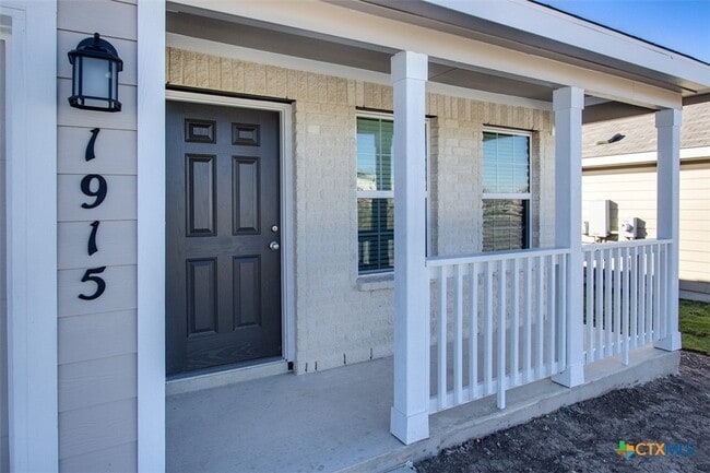 Photo - 1915 Chiffchaff