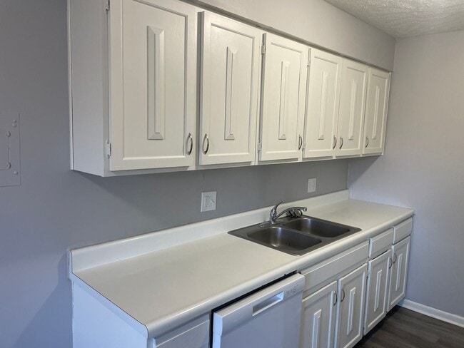 Photo - Juniper Gardens