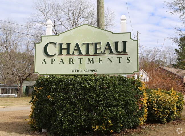 Photo - Chateau Apartments