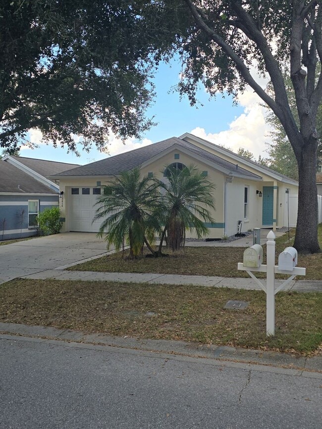 Photo - 3/2 Home in Valrico