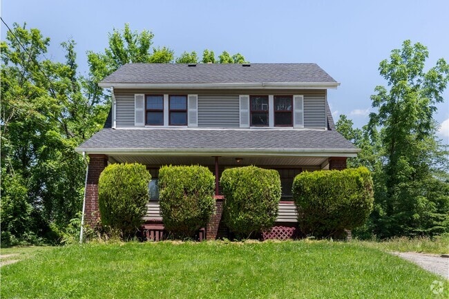 Building Photo - 532 W Ravenwood Ave Rental