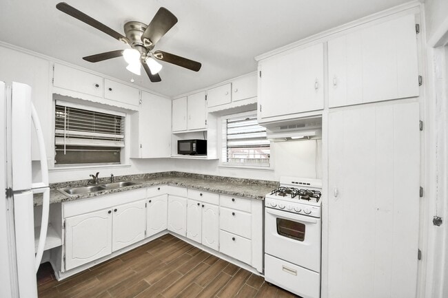 Photo - 1213 28th St