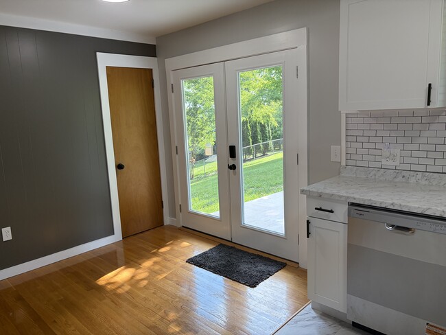 Photo - 1245 Elm St