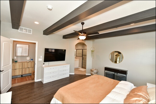 Photo - 13187 Borwick Rd