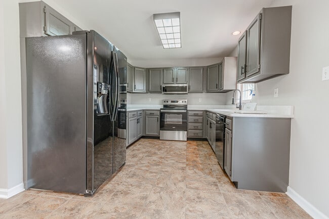 Photo - 2256 North Point Dr
