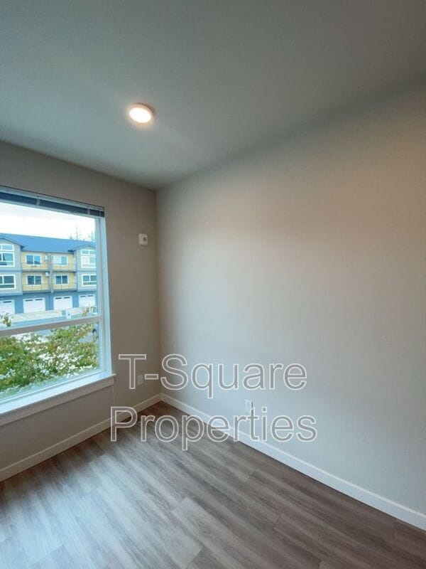 Photo - 4124 148th St SE