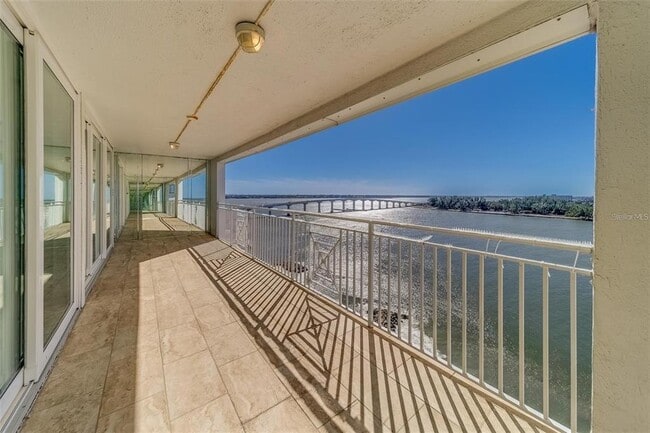 Photo - 675 S Gulfview Blvd Unidad PH1
