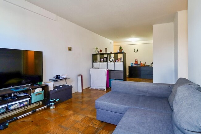 Photo - 201 St Pauls Ave Unit 2A