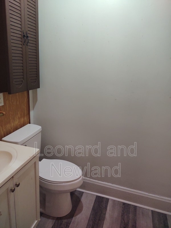 Photo - 908 Putnam Ave