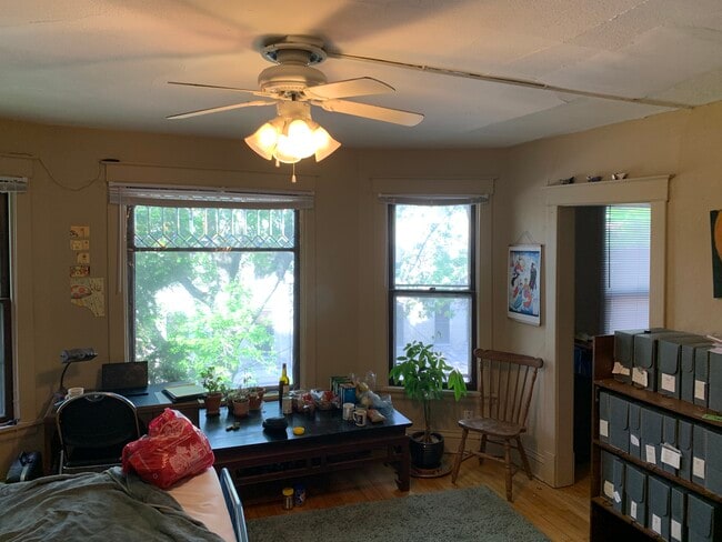 Photo - 114 S Blair St